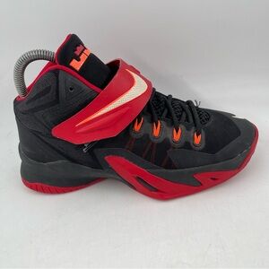 Nike Kids Lebron Zoom Soldier 8 - Size 4.5 Y -Black Varsity Red Basketball Shoes